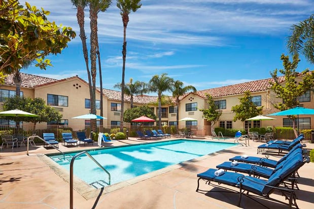 Images Hilton Garden Inn Valencia Six Flags
