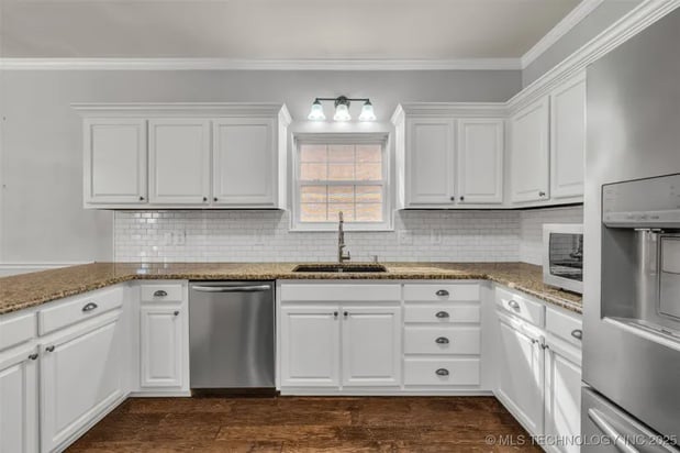 Images Heather Vest - Tulsa Real Estate Agent / Realtor