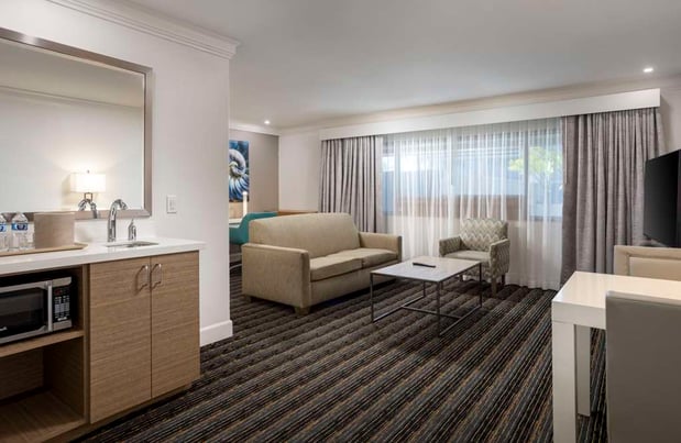 Images DoubleTree by Hilton San Diego Bayside