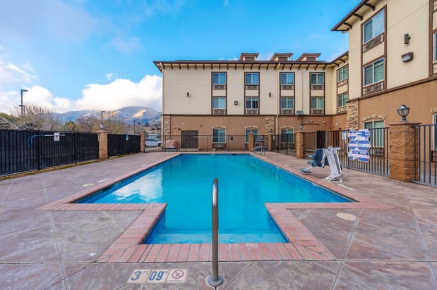 Images Holiday Inn Express & Suites Frazier Park by IHG