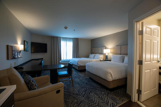 Images Candlewood Suites St. Joseph by IHG