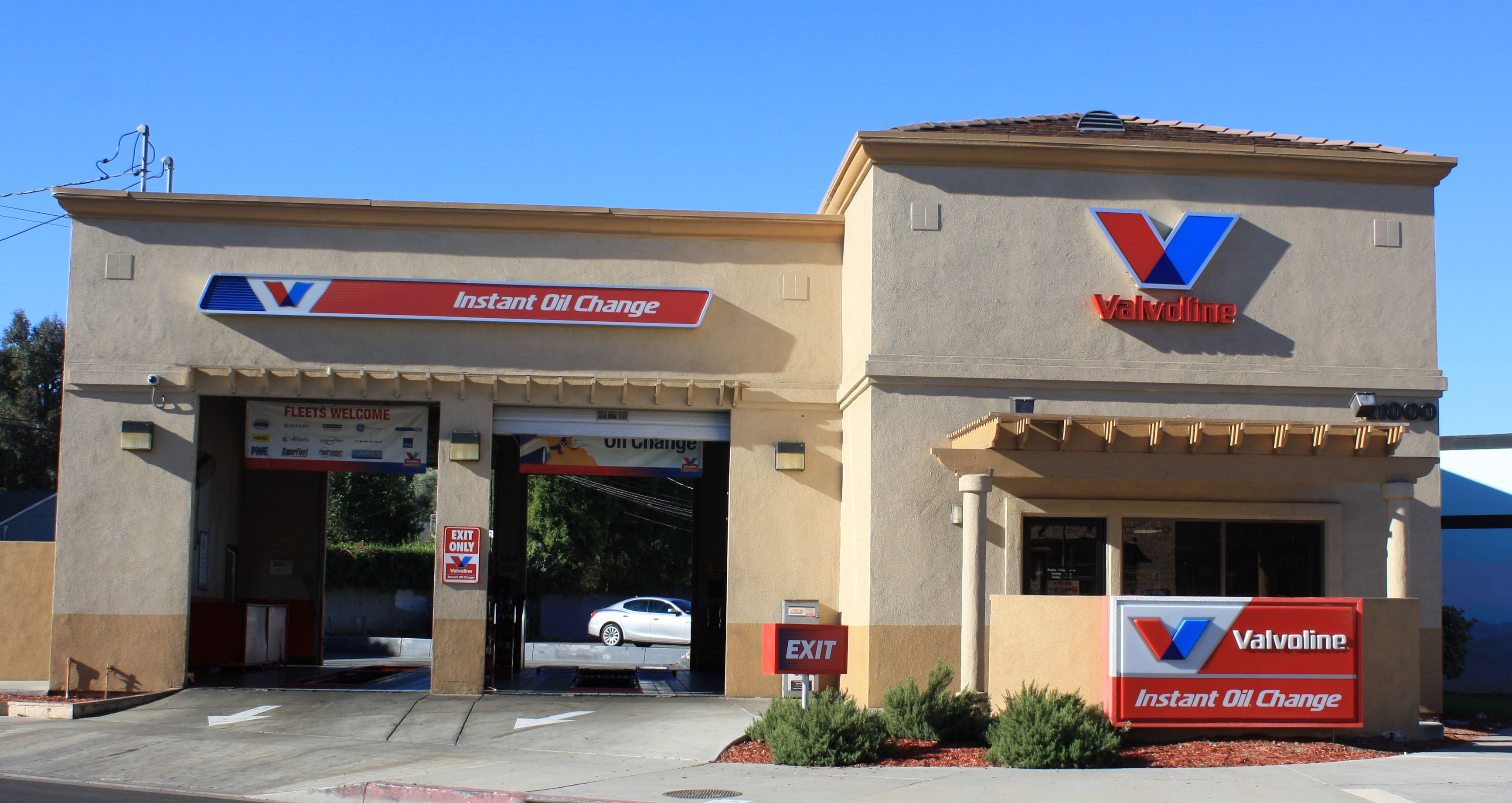 Store Image