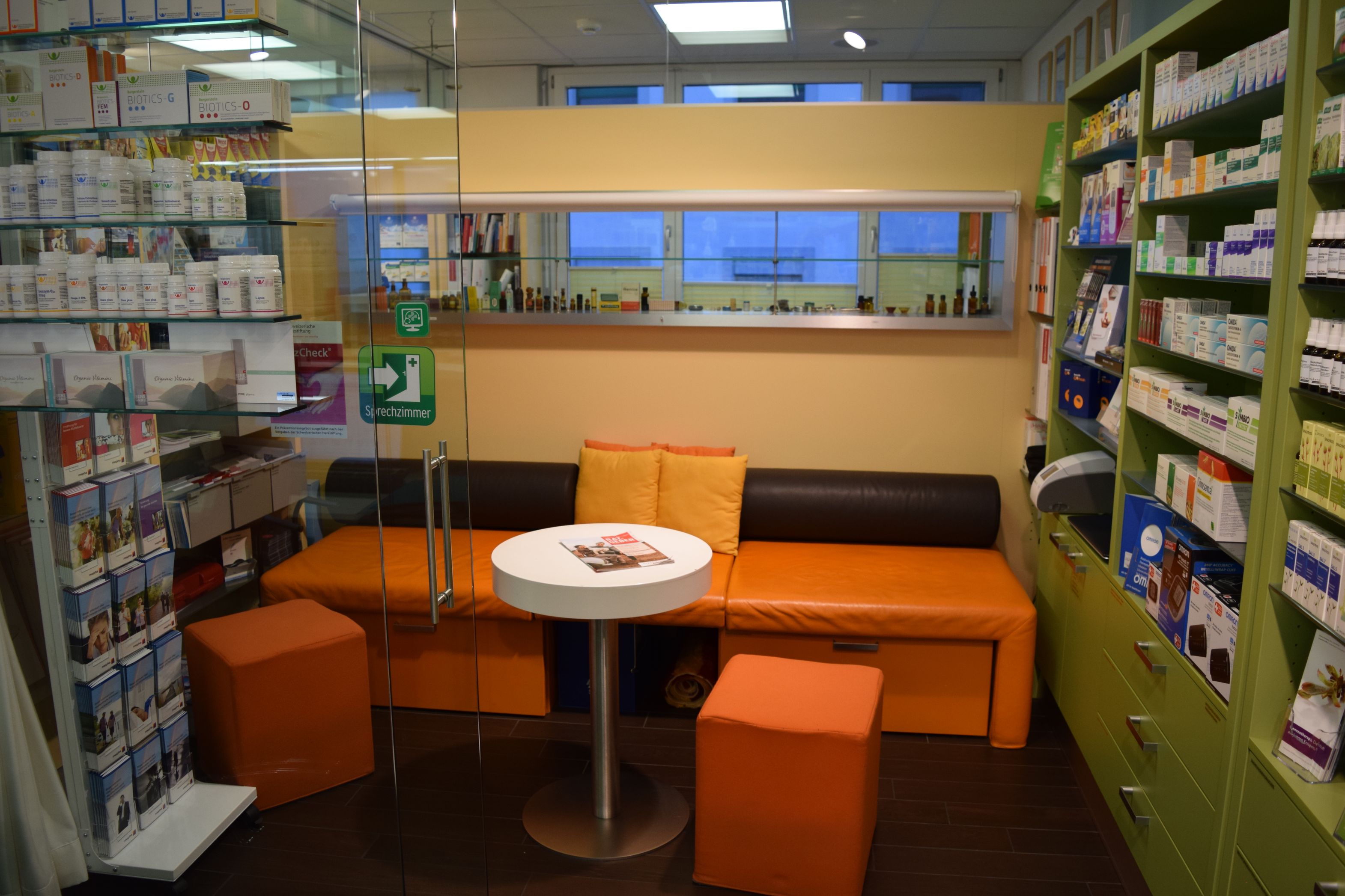 Bilder TopPharm Homberg Apotheke AG