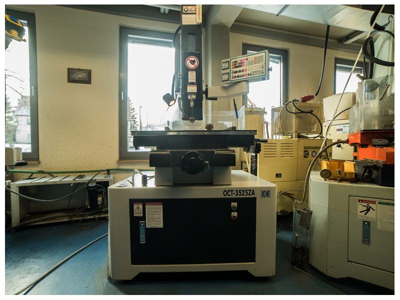 FEZ Funken-Erosions-Zentrum - Thomas Schwarz e.K., Schwarmweg 1A in Dresden