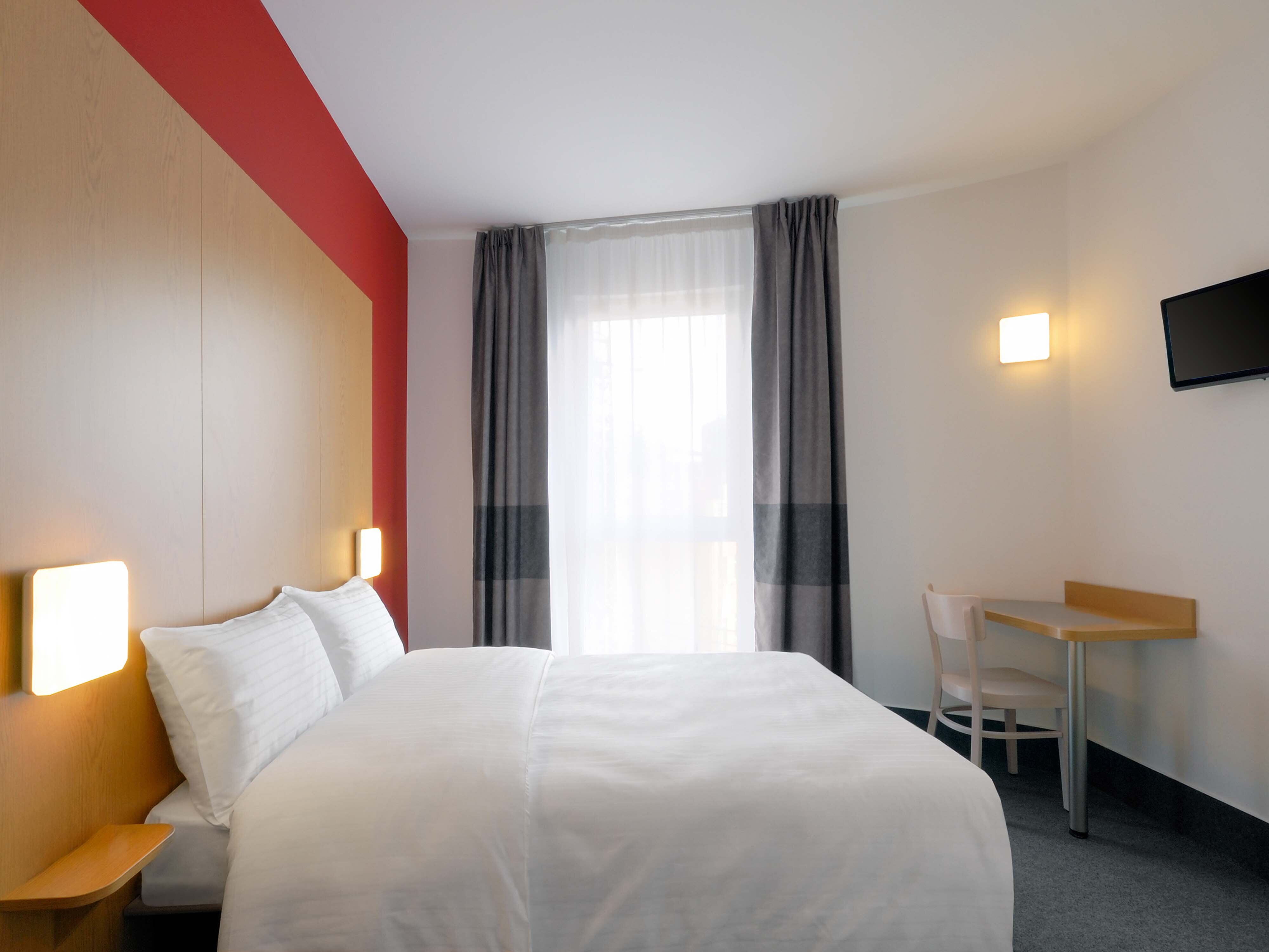 B&B HOTEL Prague-City