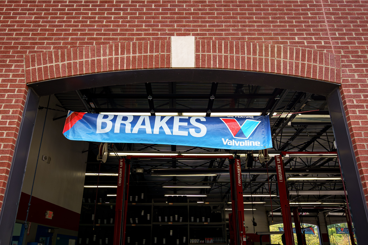 Tire Discounters on 2810 Stelzer Rd in Columbus