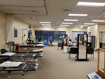 Images RUSH Physical Therapy - Elmwood Park