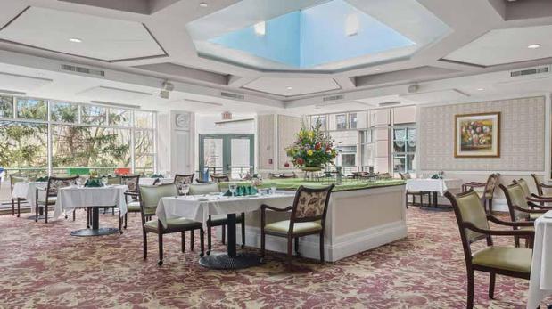 Images Five Star Premier Residences of Chevy Chase
