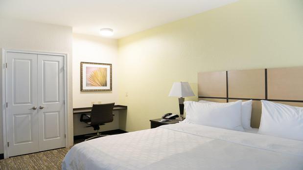 Images Candlewood Suites Bay City, an IHG Hotel