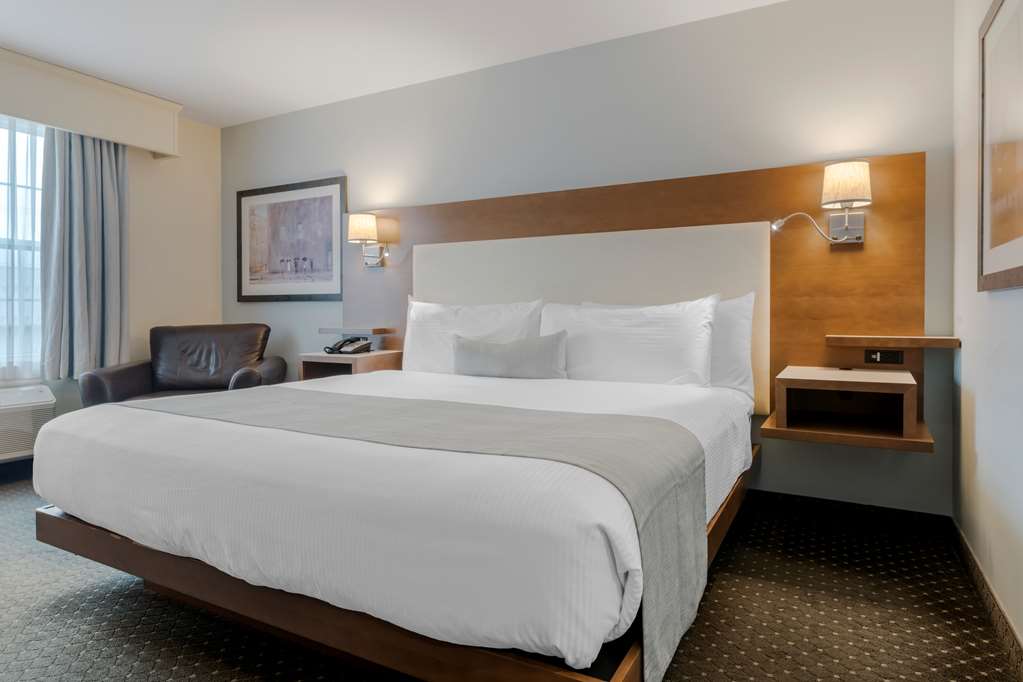 Images Best Western Plus Woodstock Hotel & Conference Centre