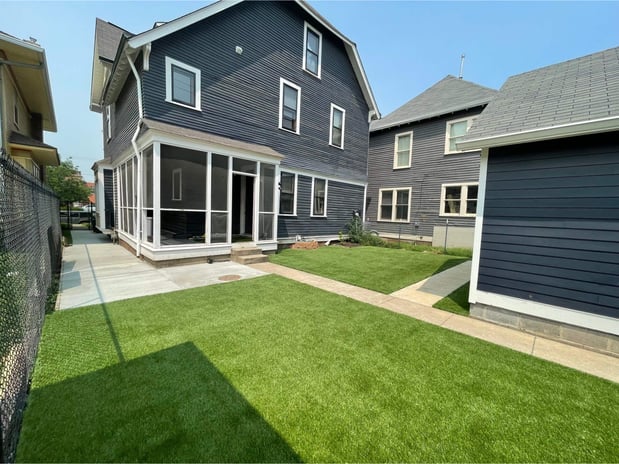 Images Xtreme Green Synthetic Turf