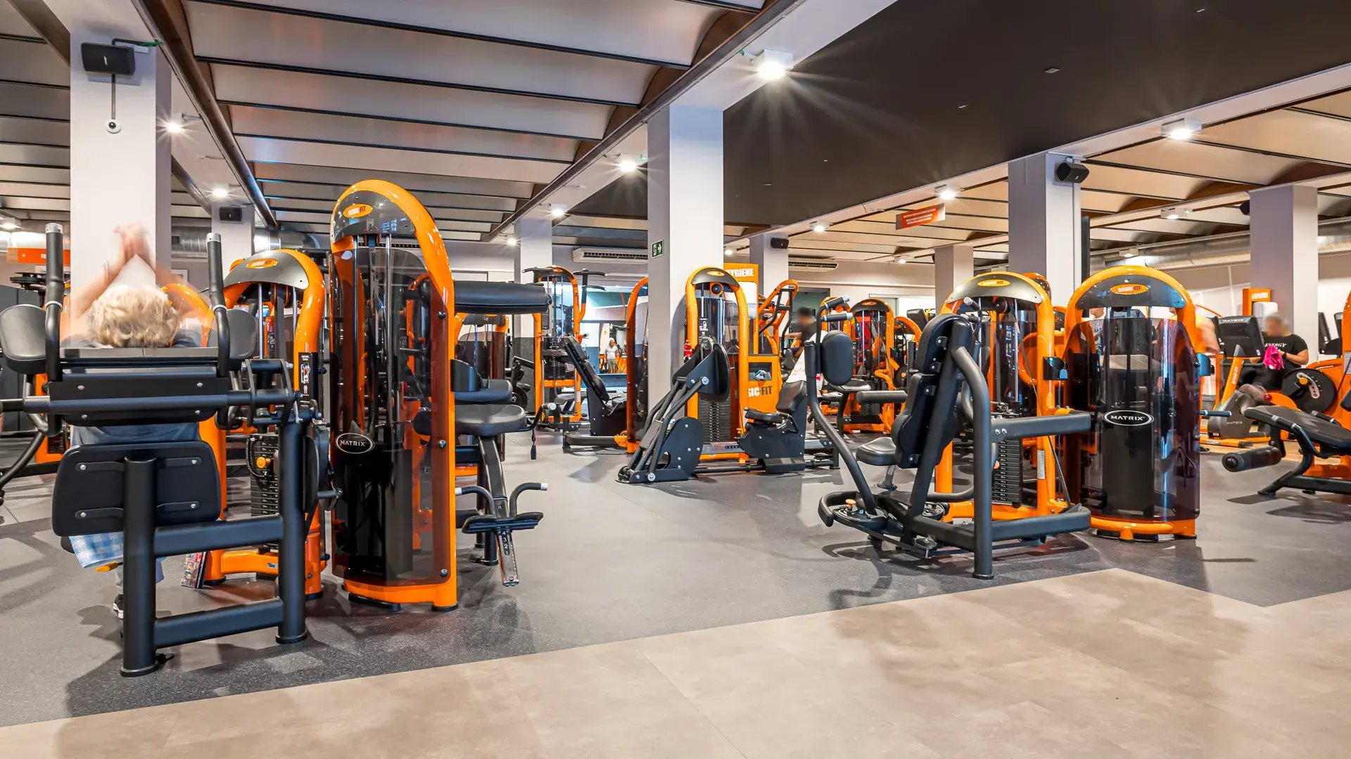 Images Basic-Fit 24/7