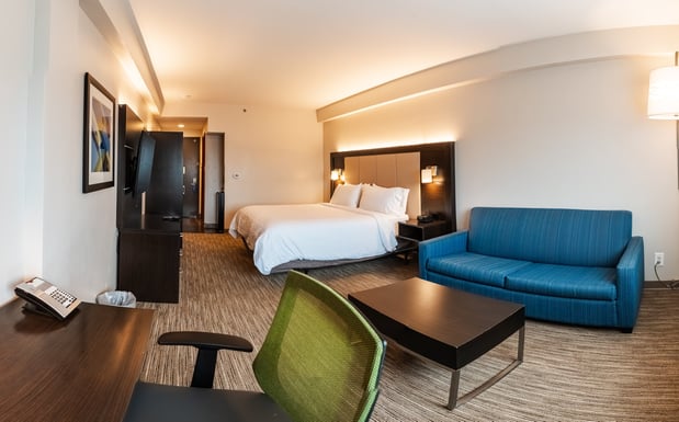 Images Holiday Inn Express Queens - Maspeth by IHG