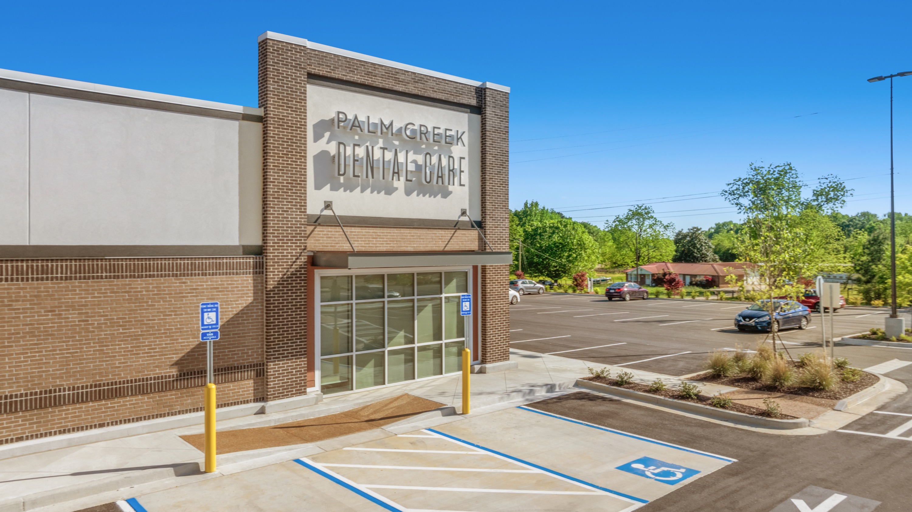 Front of office, Palm Creek Dental Care. Dentist in Dacula, GA. 