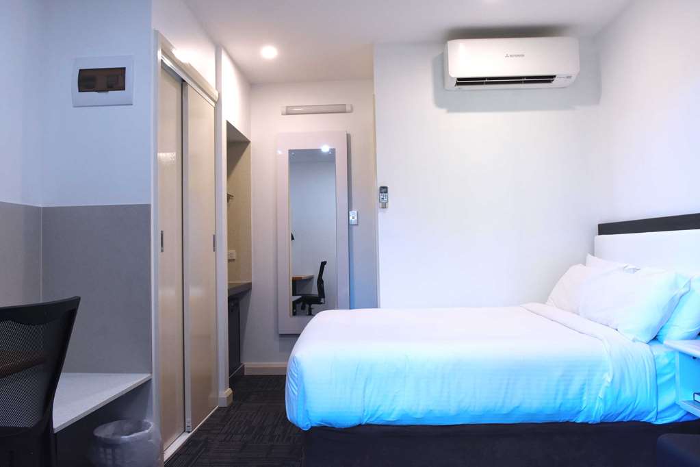 Images Best Western Plus Buckingham International