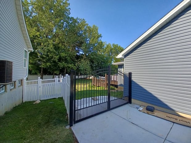 Images Superior Fence & Rail