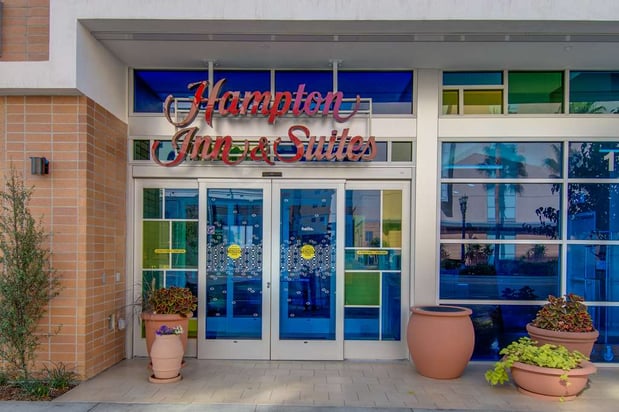 Images Hampton Inn and Suites Los Angeles - Glendale