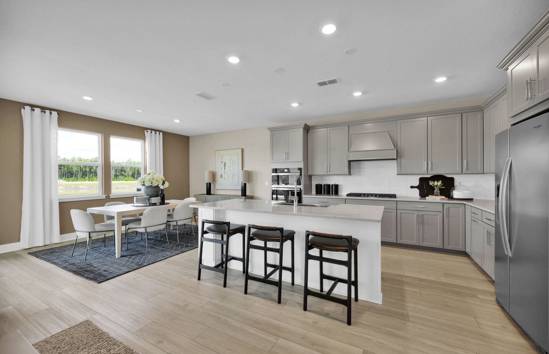 Luxurious Kitchens