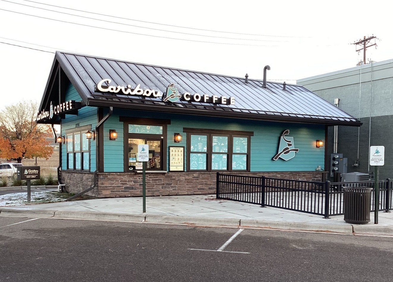 Storefront of the Caribou Coffee at 8094 University Ave NE in Fridley