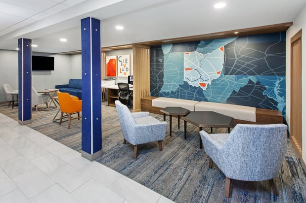 Images Holiday Inn Express Cleveland Airport - Brook Park by IHG