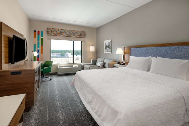 Images Hampton Inn & Suites Raleigh Midtown