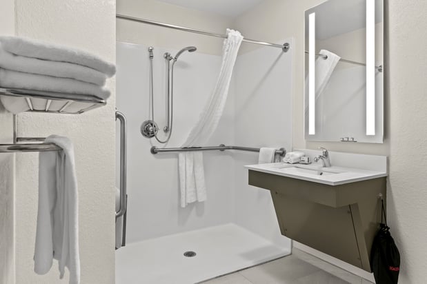 Images Candlewood Suites Hazleton by IHG