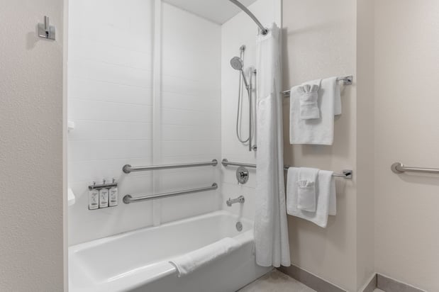 Images Holiday Inn Express Kearney by IHG