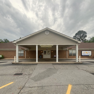 Exterior of Childcare Network School #187, a welcoming childcare facility in Benton, AR