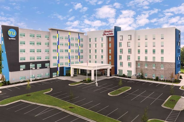 Images Tru by Hilton Charlotte Airport Lake Pointe