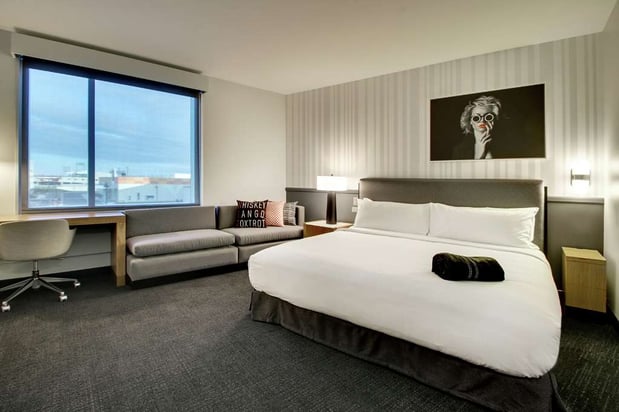 Images The Rose Hotel Chicago O’Hare, Tapestry Collection by Hilton