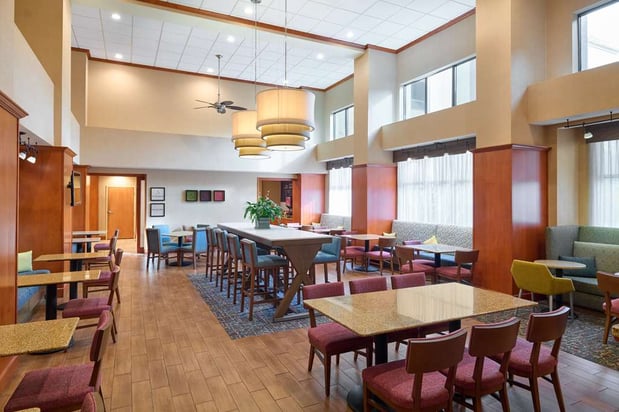 Images Hampton Inn & Suites Providence/Smithfield