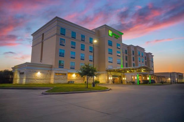 Images Holiday Inn & Suites Houston NW - Willowbrook by IHG