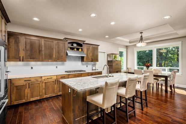 Images Lisa Bradburn, Premiere Property Group, LLC