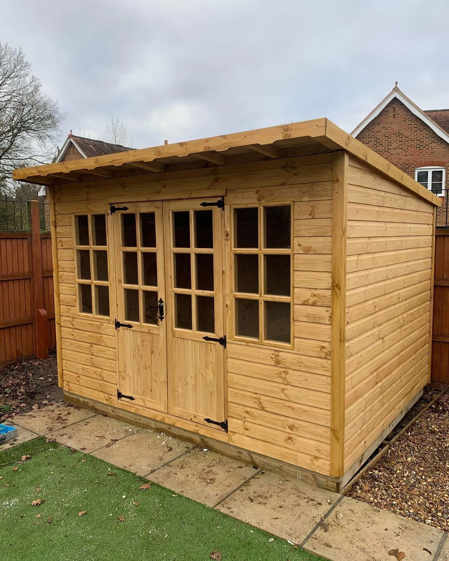 Images Herts Garden Buildings