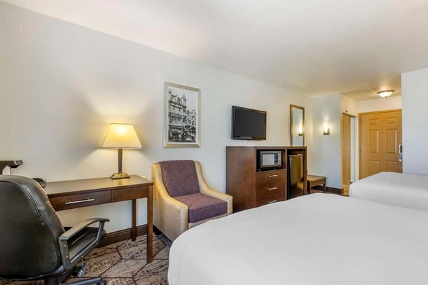Images Best Western Plus Longbranch Hotel & Convention Center