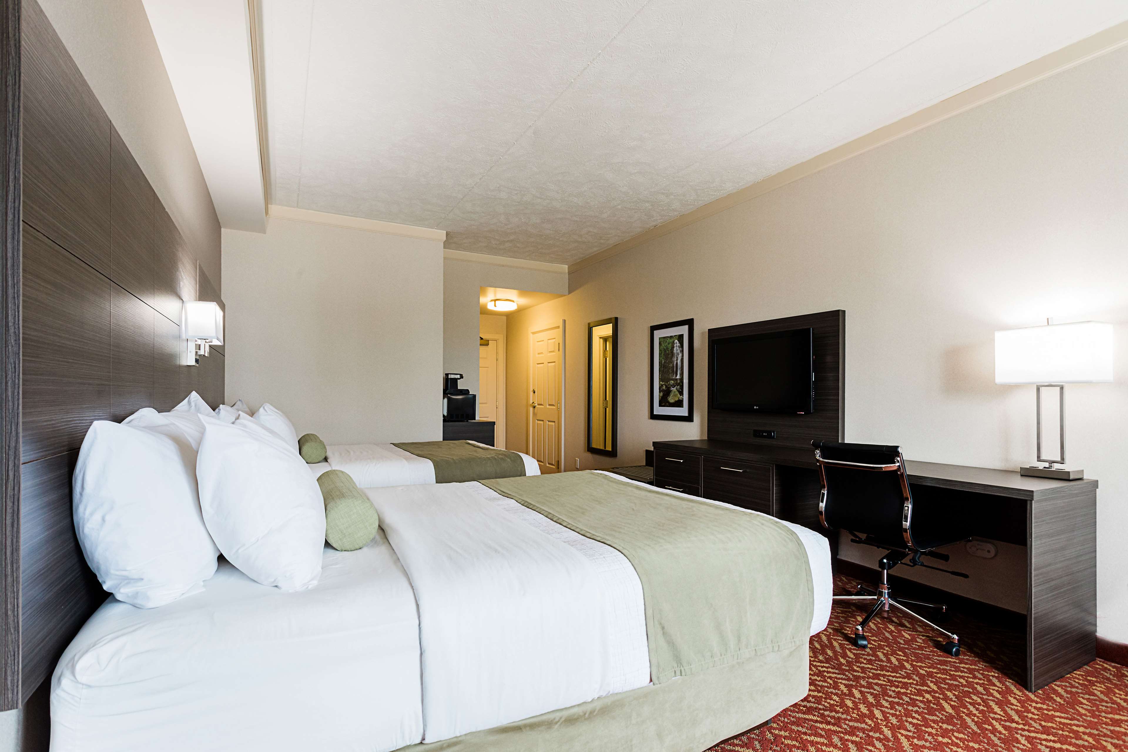 Room TypeQQFLT Best Western Inn On The Bay Owen Sound (519)371-9200