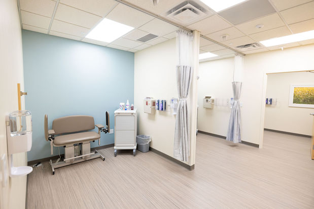 Images Allina Health Lakeville North Clinic