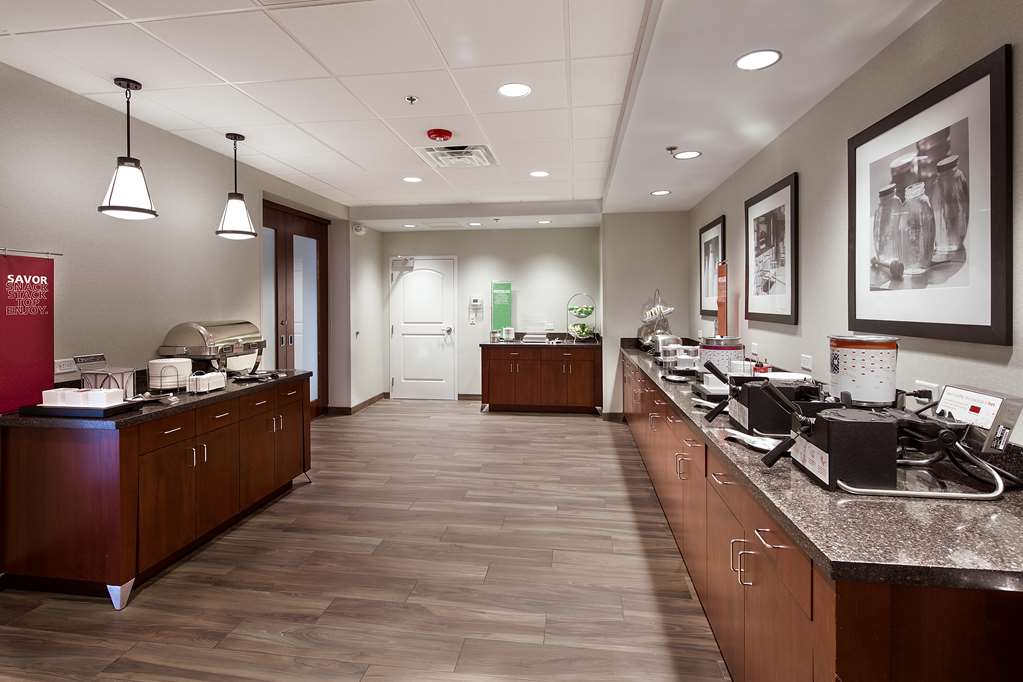 Hampton Inn & Suites Page - Lake Powell