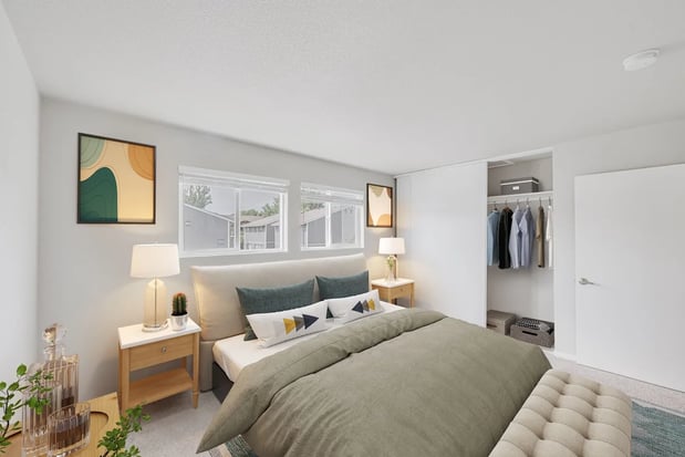 Images 2300 West