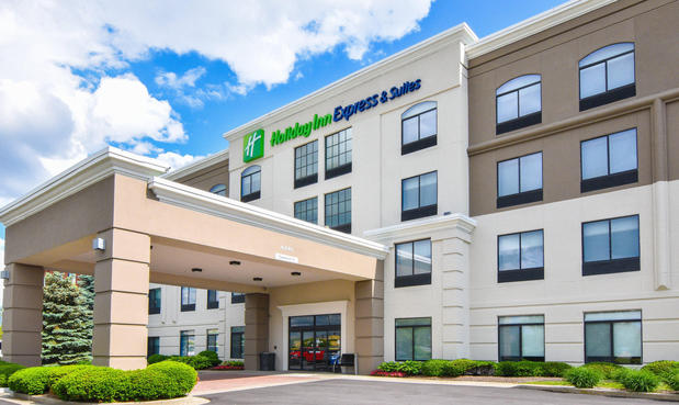 Images Holiday Inn Express & Suites Indianapolis Northwest, an IHG Hotel