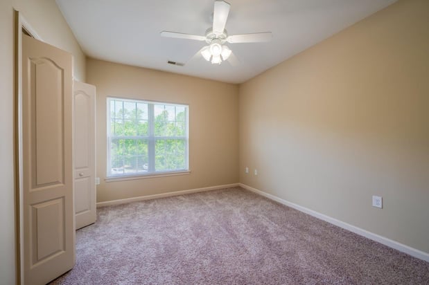 Images Carden Place Apartment Homes