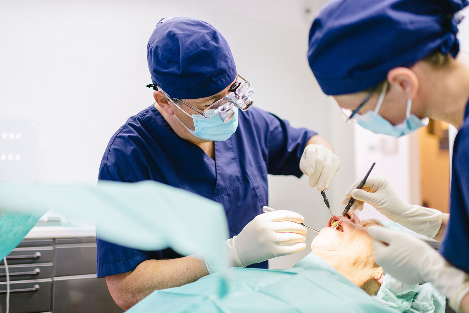 Bild 29 Praxis für Implantologie und ästhetische Zahnheilkunde Dr. Westphalen - Zahnarzt in Gottmadingen in Gottmadingen