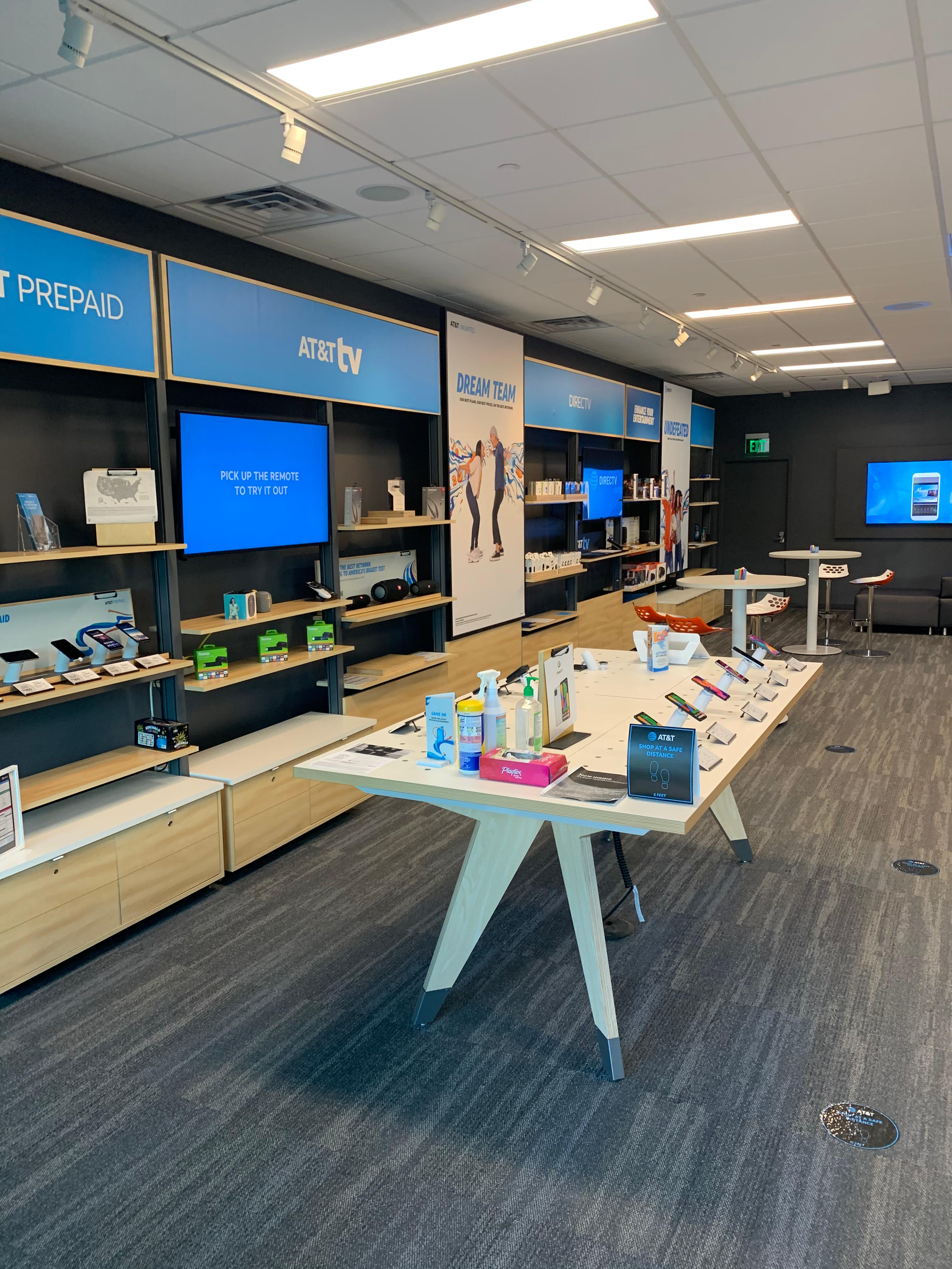 AT&T Store Photo