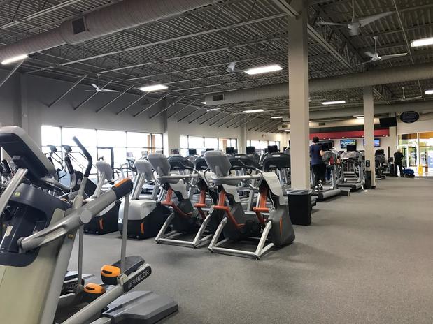 Images Club Fitness - St. Charles