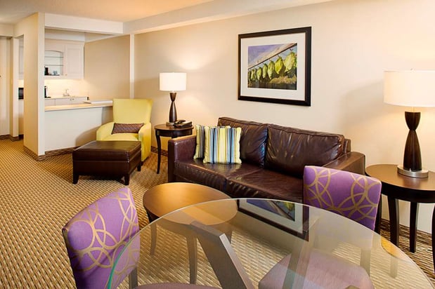 Images Hilton Garden Inn Hartford North/Bradley Int'l Airport