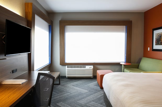 Images Holiday Inn Express & Suites Louisville Downtown by IHG