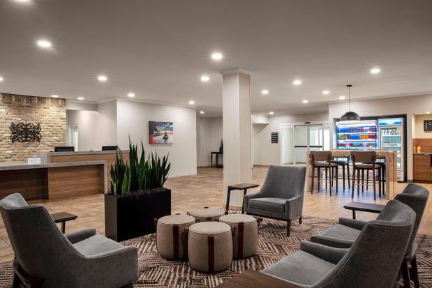 Images Candlewood Suites Mobile-Downtown by IHG