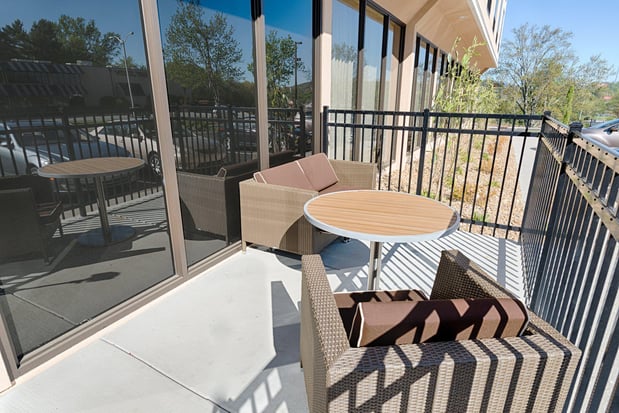 Images Holiday Inn Knoxville N - Merchant Drive by IHG