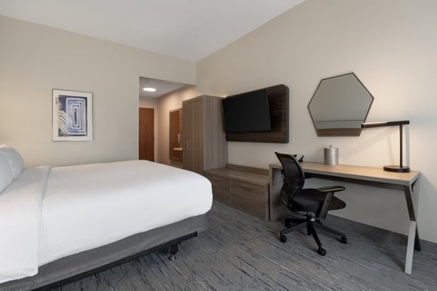 Images Holiday Inn Express & Suites Saginaw by IHG