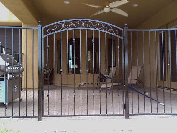 Arched decorative gate Fence AZ Mesa (623)289-6702